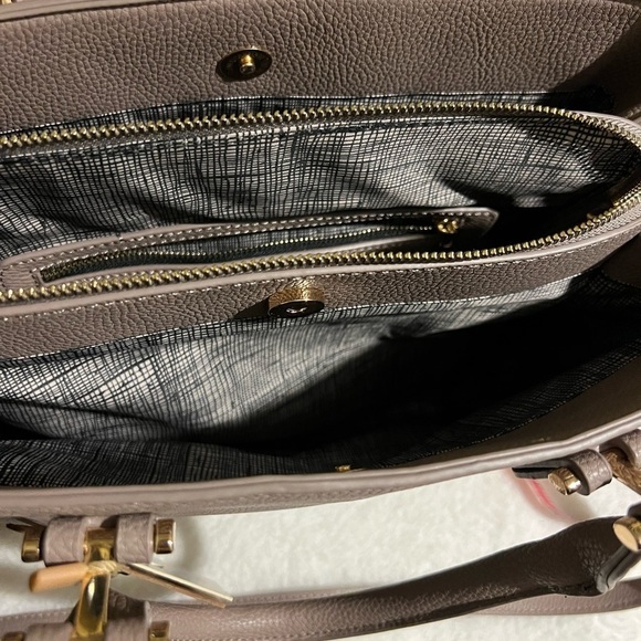 Miztique Handbag - Picture 9 of 11